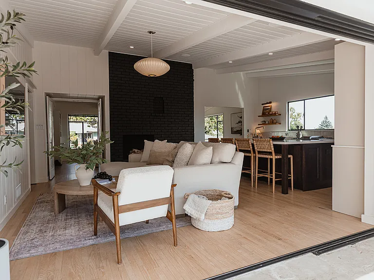 331 Palomares Ave — Photo 8