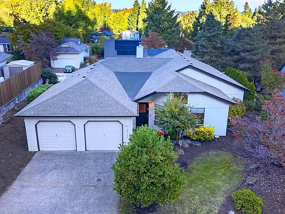 2nd image of 20196 SW Tenino Ct