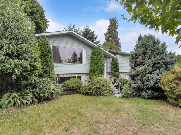 11138 84b Ave, Delta, BC V4C 3Y8