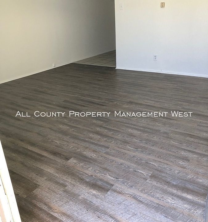 2nd image of 5152 San Bernardino St APT D