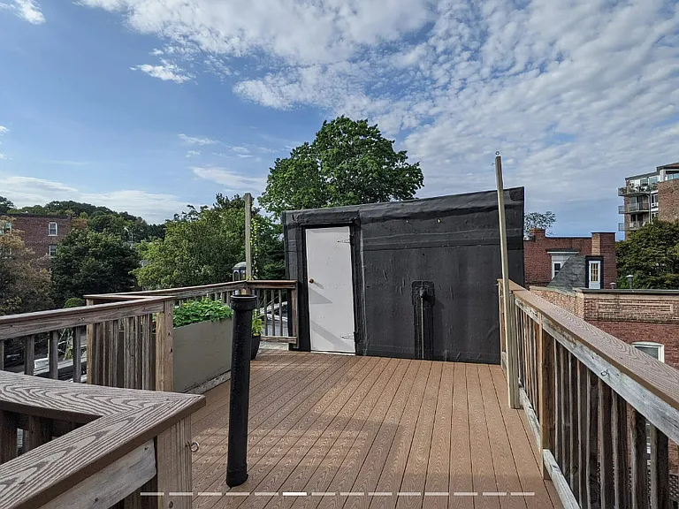 1406 Beacon St #4 — Photo 7