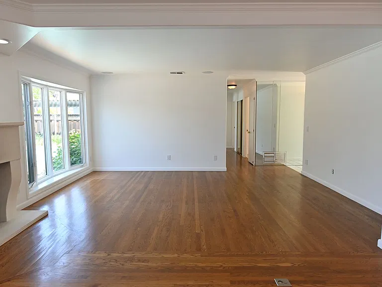 3655 Mona Way — Photo 8