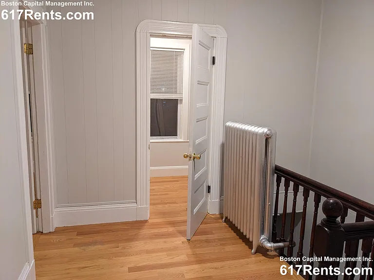 25 Moreland St #2 — Photo 6