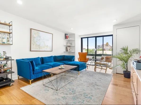 42 8th St APT 1514, Charlestown, MA 02129
