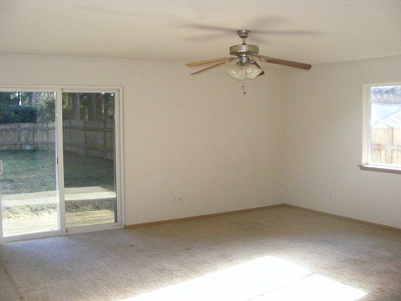 2nd image of 8628 Cascara Ct SE