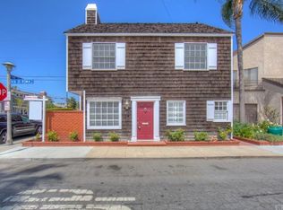 103 Via Di Roma Walk, Long Beach, CA 90803