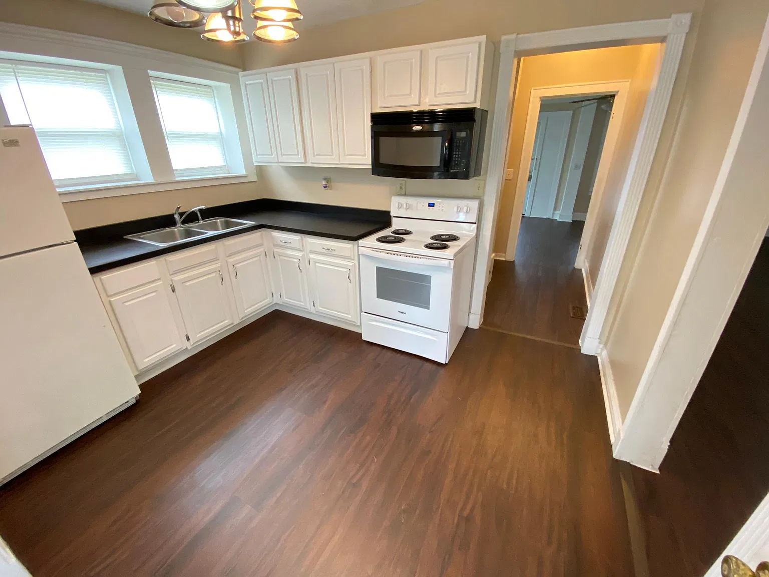 4 bed, 1450 sqft, $1,675 — Photo 2