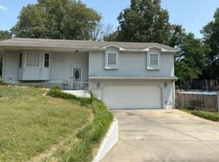 15393 Horse Shoe Ln, Dexter, MO 63841