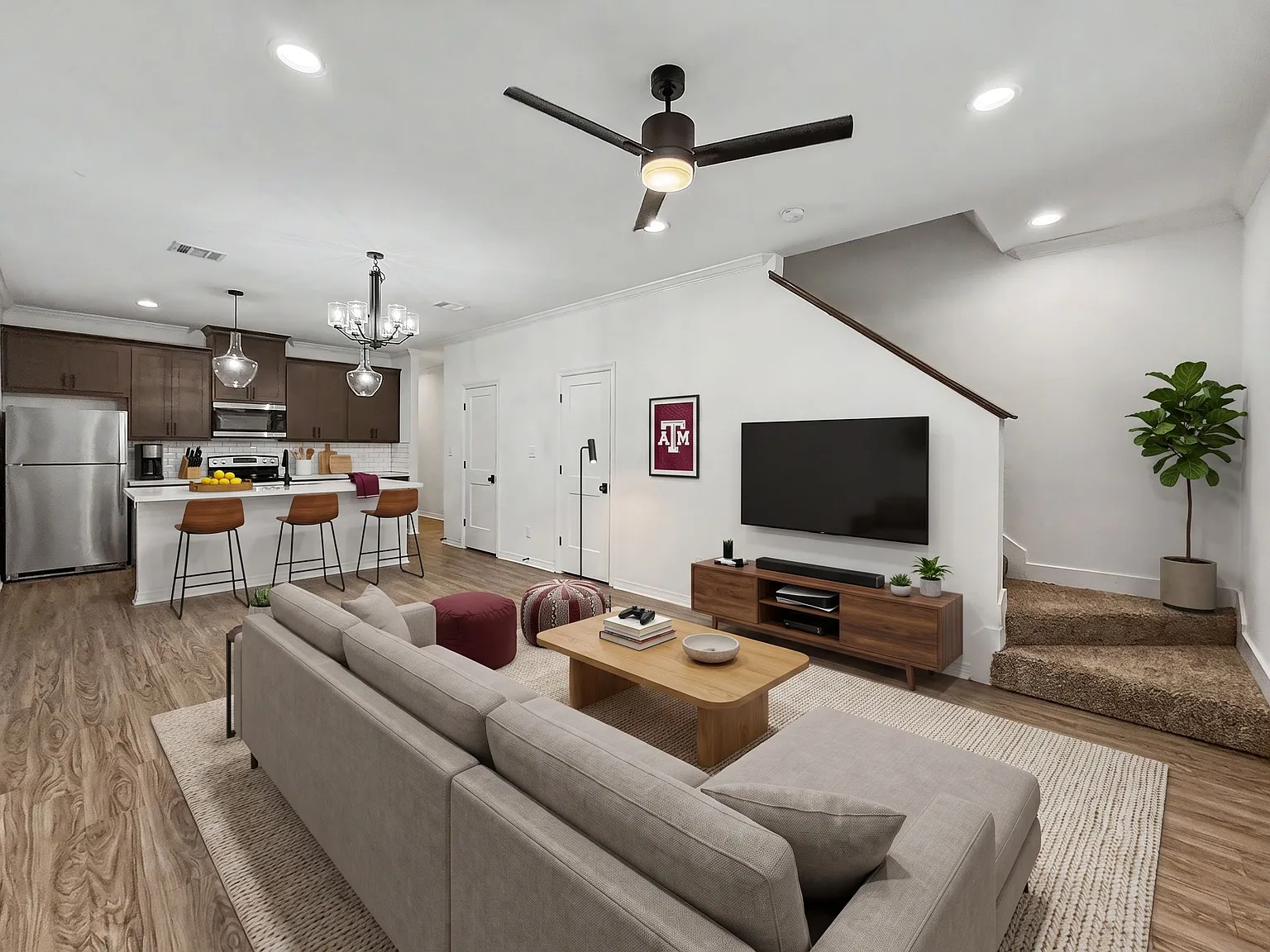 5 bed, 5.5 bath, 1834 sqft, $5,500 — Photo 4
