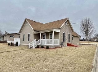 902 Cobb St, Linden, WI 53553