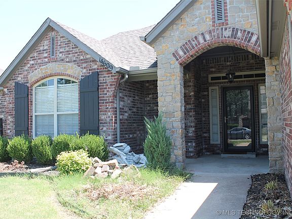2nd image of 14609 Courtney Ln