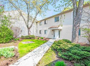 425 Locust Hill Rd, Shelburne, VT 05482