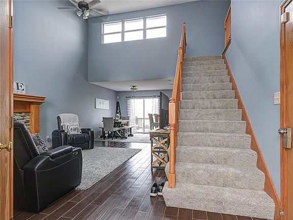 5th image of 739 N Glenview Ct