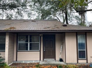 1307 SW 61st Ter, Gainesville, FL 32607