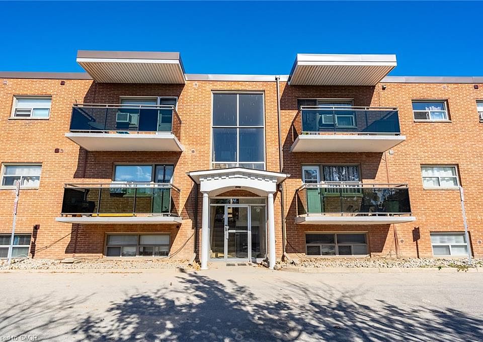 1st image of 264 Oakdale Ave #102