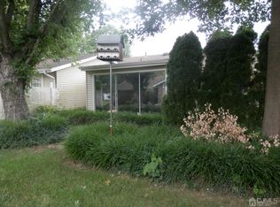 301 B Yardley Dr, Monroe Township, NJ 08831