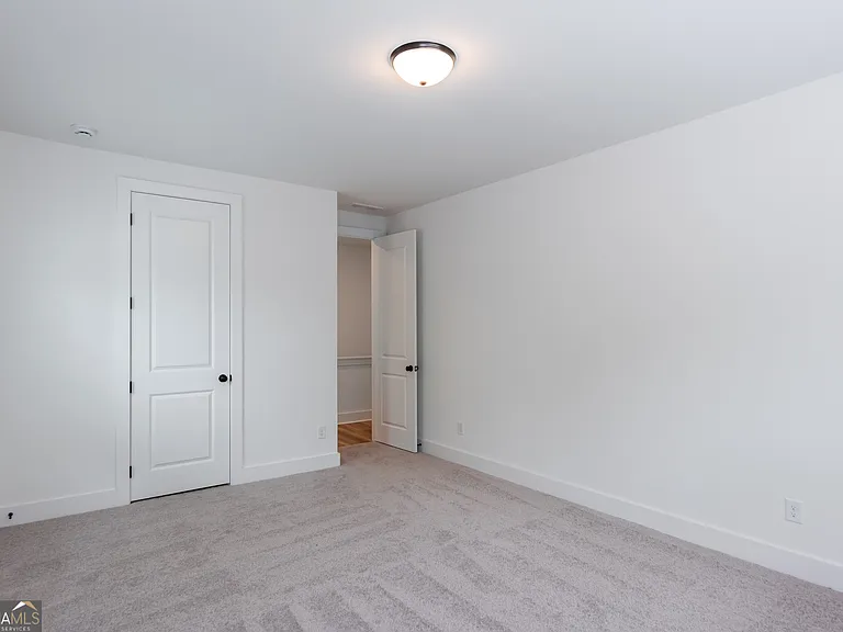 3140 Marabella Cir — Photo 23