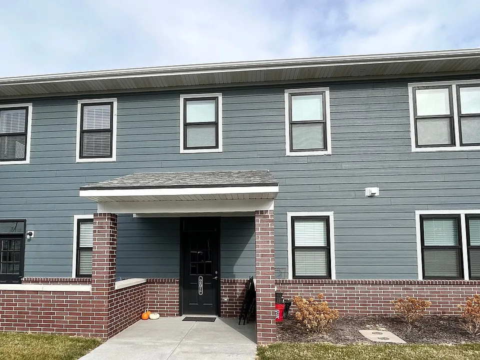 The Bungalows on 204