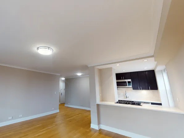 80 North Moore Street image 3 of 12