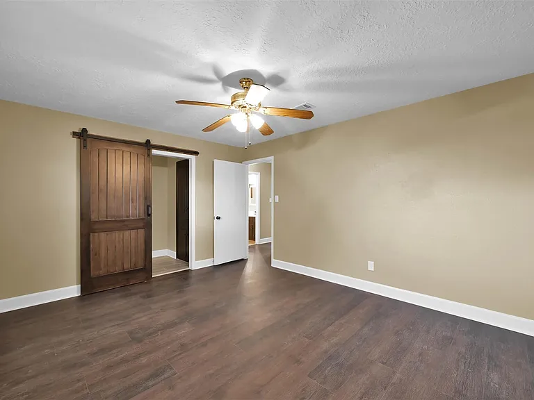 29103 Raestone St — Photo 8
