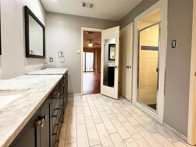 11954 Brook Meadows Ln — Photo 17