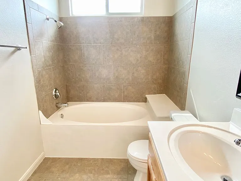 2406 Allred Dr #A — Photo 12