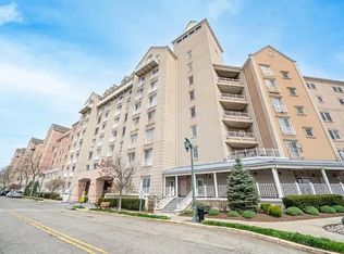 Port Liberte, Jersey City, NJ 07305