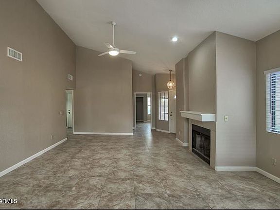 4th image of 4654 W Ivanhoe St