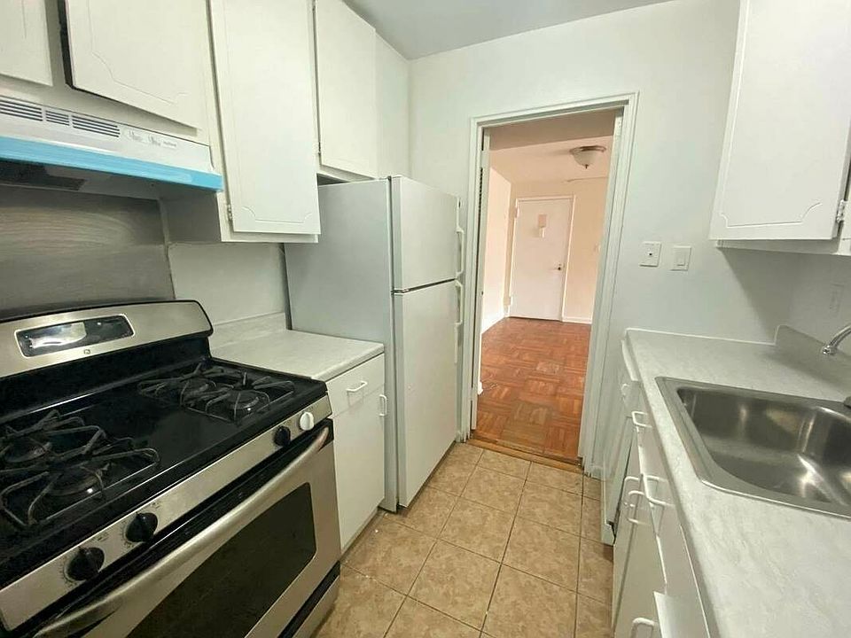 1st image of 139-81 35th Ave #C1