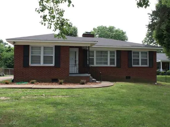 113 Bayless Ave, Florence, AL 35630