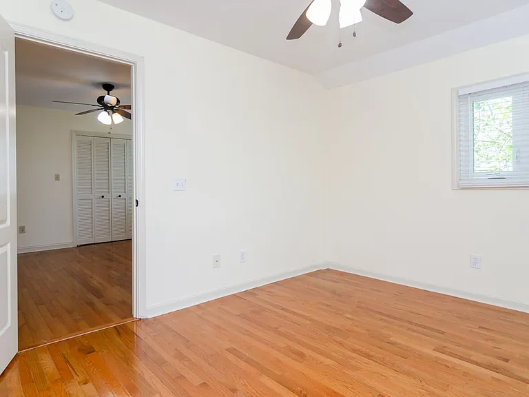 7 Shore Dr — Photo 31