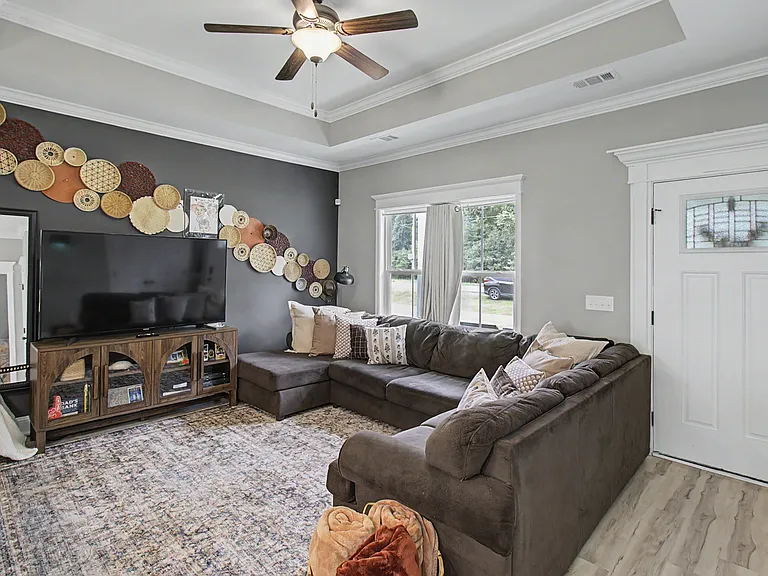 5877 Rye Patch Rd NE — Photo 3