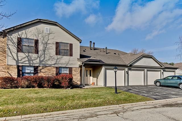 1st image of 1396 Stratford Dr #1396