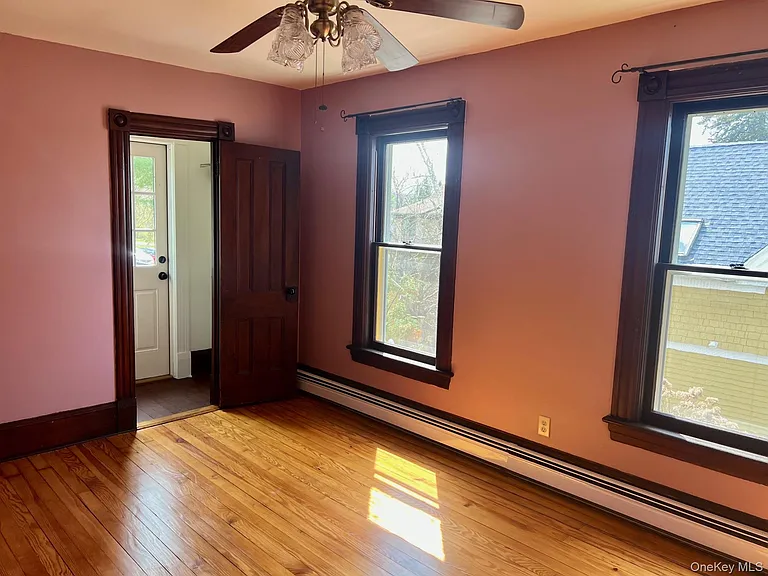 8 Alden Pl — Photo 9
