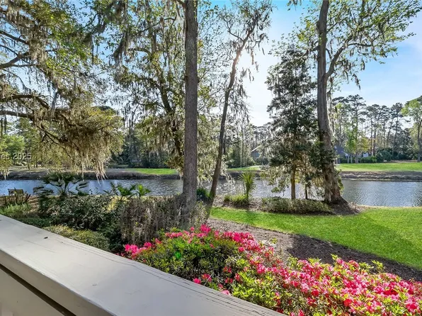 8 Tombee Ct, Hilton Head Island, SC 29928