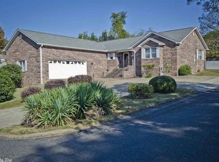 100 Poinsettia St, Hot Springs, AR 71913