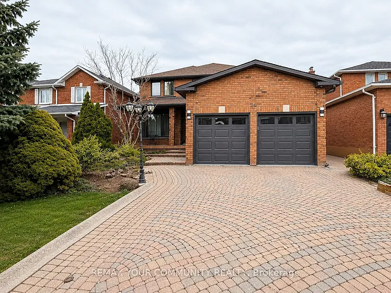 24 Foxhill Dr #LOWER — Photo 1