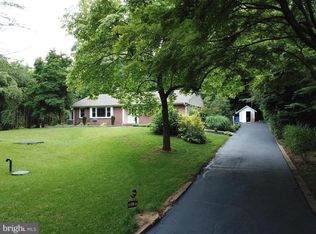 812 Smithfield Dr, Newark, DE 19713