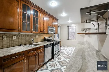 Rented by Bond New York