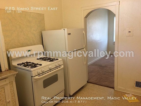 2nd image of 225 Idaho St E