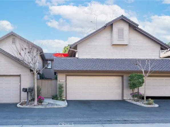 2053 Meadow View Ln, Costa Mesa, CA 92627