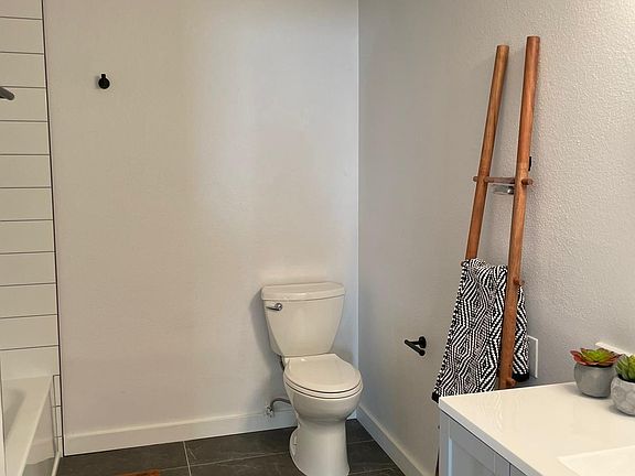 4th image of 4215 S 66th St #206