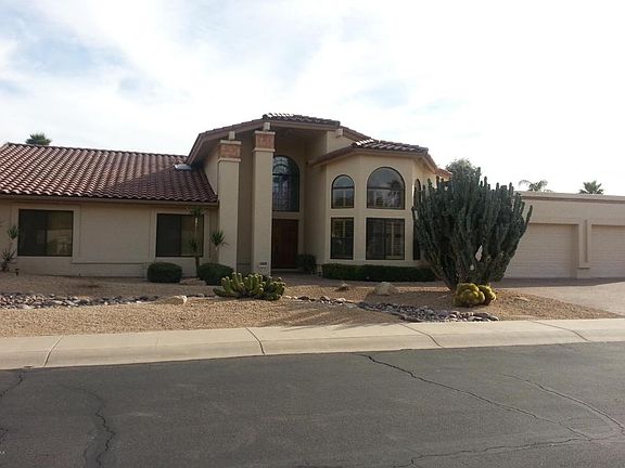2nd image of 10631 E San Salvador Dr