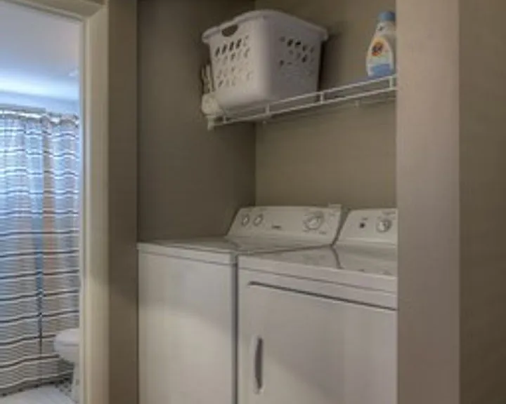 124 S 39th St #18 — Photo 7