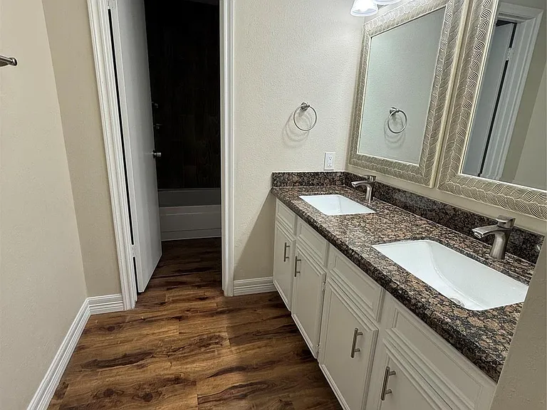 2716 Pine Cone Ln — Photo 20