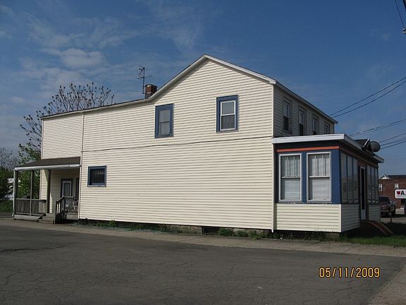 3rd image of 1907 W 26th St
