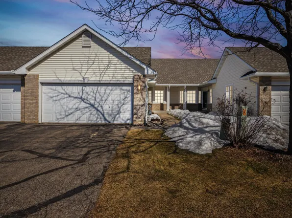 7325 Brittany Ln, Inver Grove Heights, MN 55076