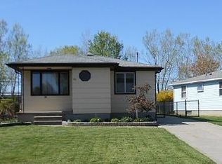 43 Sandy Ln, Cheektowaga, NY 14227