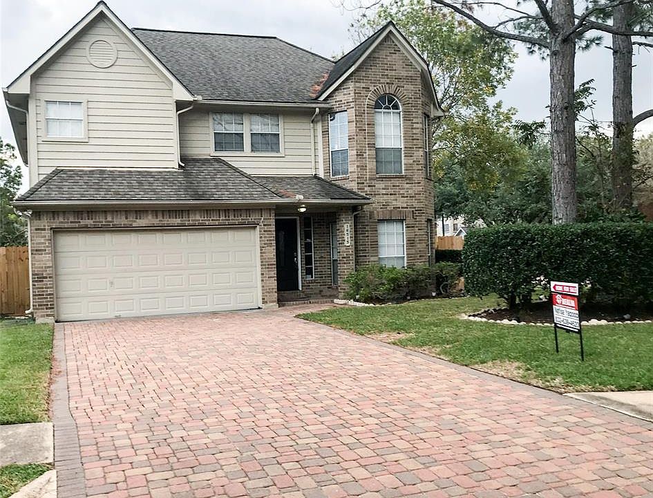 1st image of 16515 Elmwood Point Ln