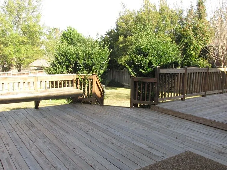 201 Apple Blossom Cir — Photo 17